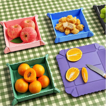Magnetic Folding Silicone Tray – Collapsible Snack Container, Fruit Holder and Heat-Resistant Mat
